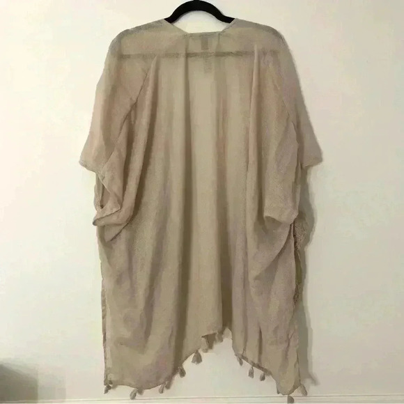 Vince Camuto Women's Neutral Sheer Tassel Kimono O/S - Picture 3 of 6